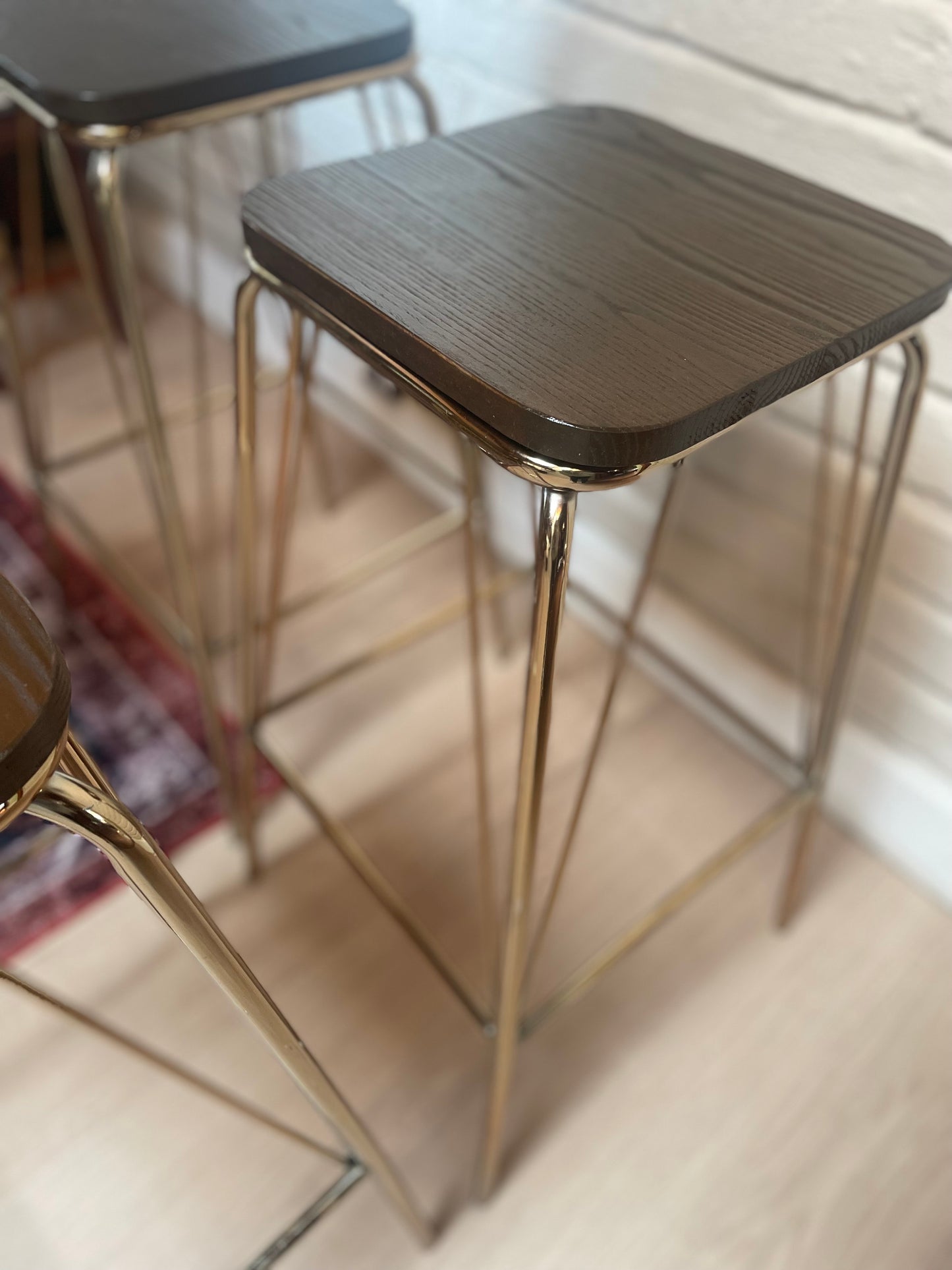 The Mod Oak Bar Stool-Retro Edition